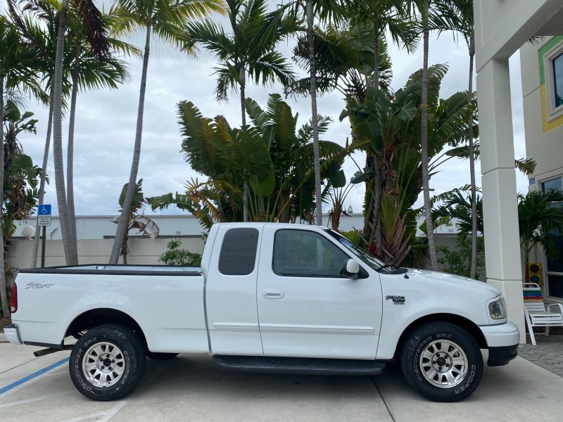 2003 Ford F-150 XLT SPORT LOW MILES 70,700 1 OWNER in , 