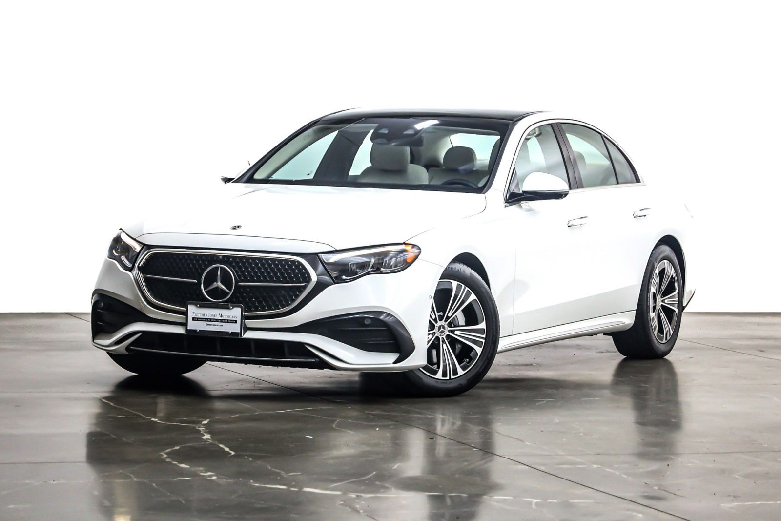 2024 Mercedes-Benz E-Class E 350's photo