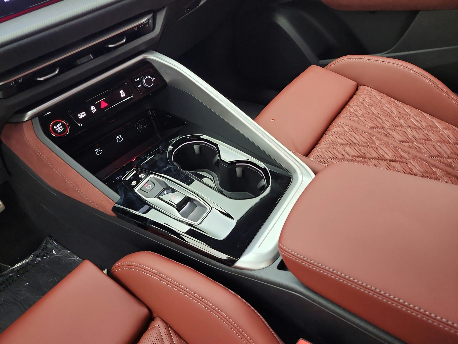 New 2026 Arkona White Audi Premium Plus 3.0 TFSI quattro image 10