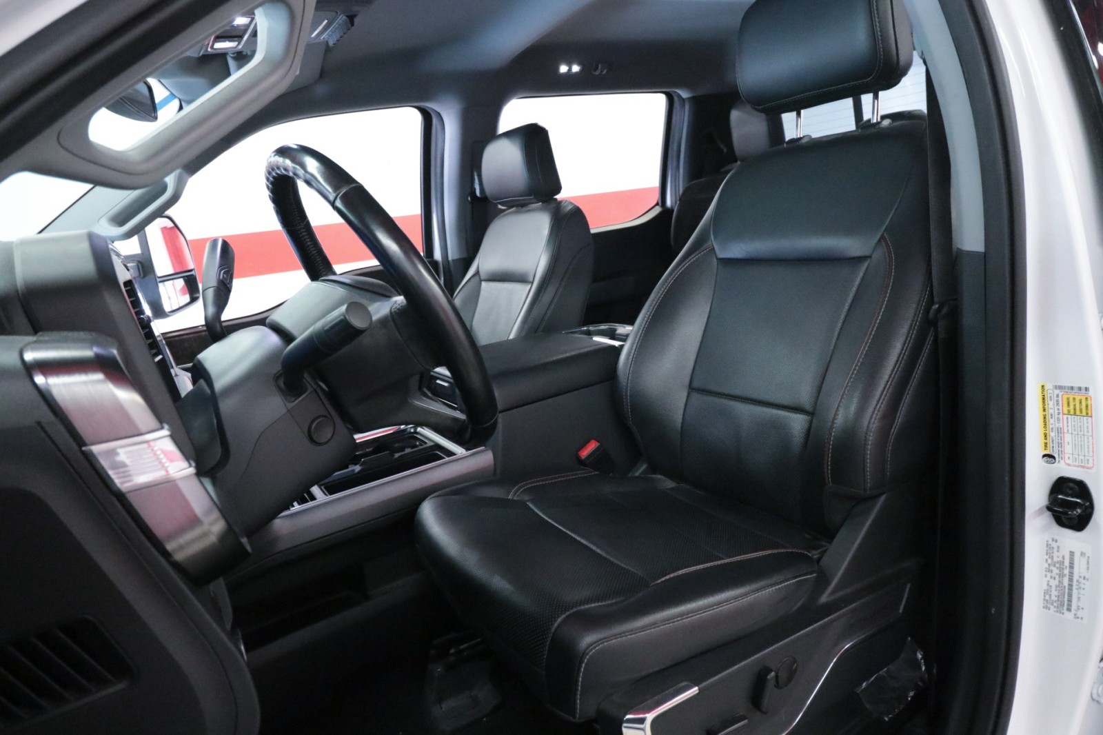 Used Car 2023 Ford Super Duty F-250 Srw  Lariat For Sale Under $70,000 In Austin, Texas