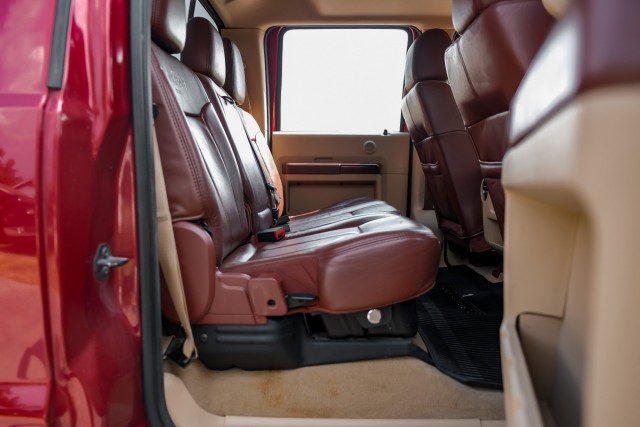 2014 Ford F-250 King Ranch 32