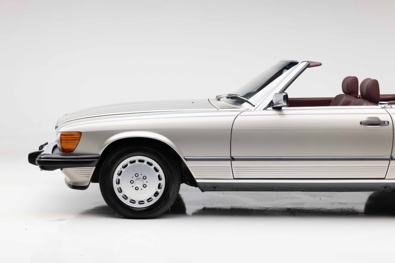 1989 Mercedes-Benz 560-Series 560 SL in ,