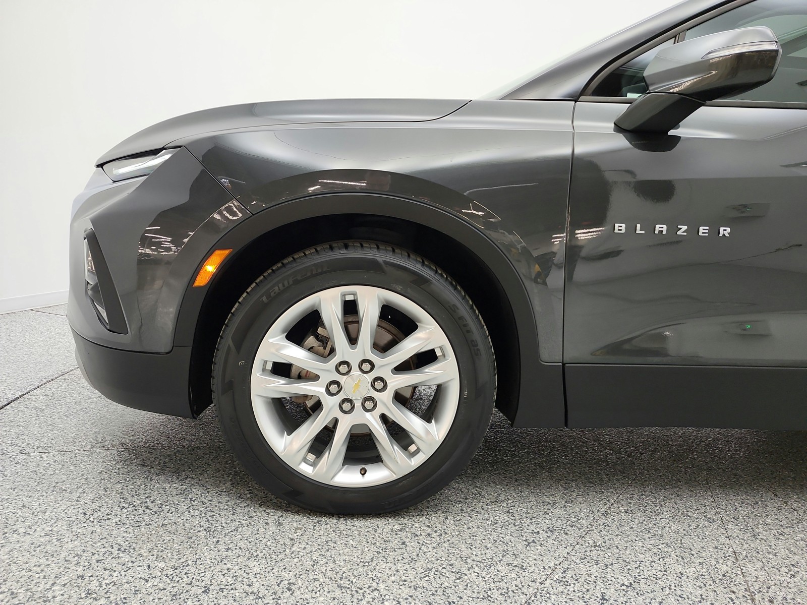Used 2019 Nightfall Gray Metallic Chevrolet AWD 4dr w/3LT image 30