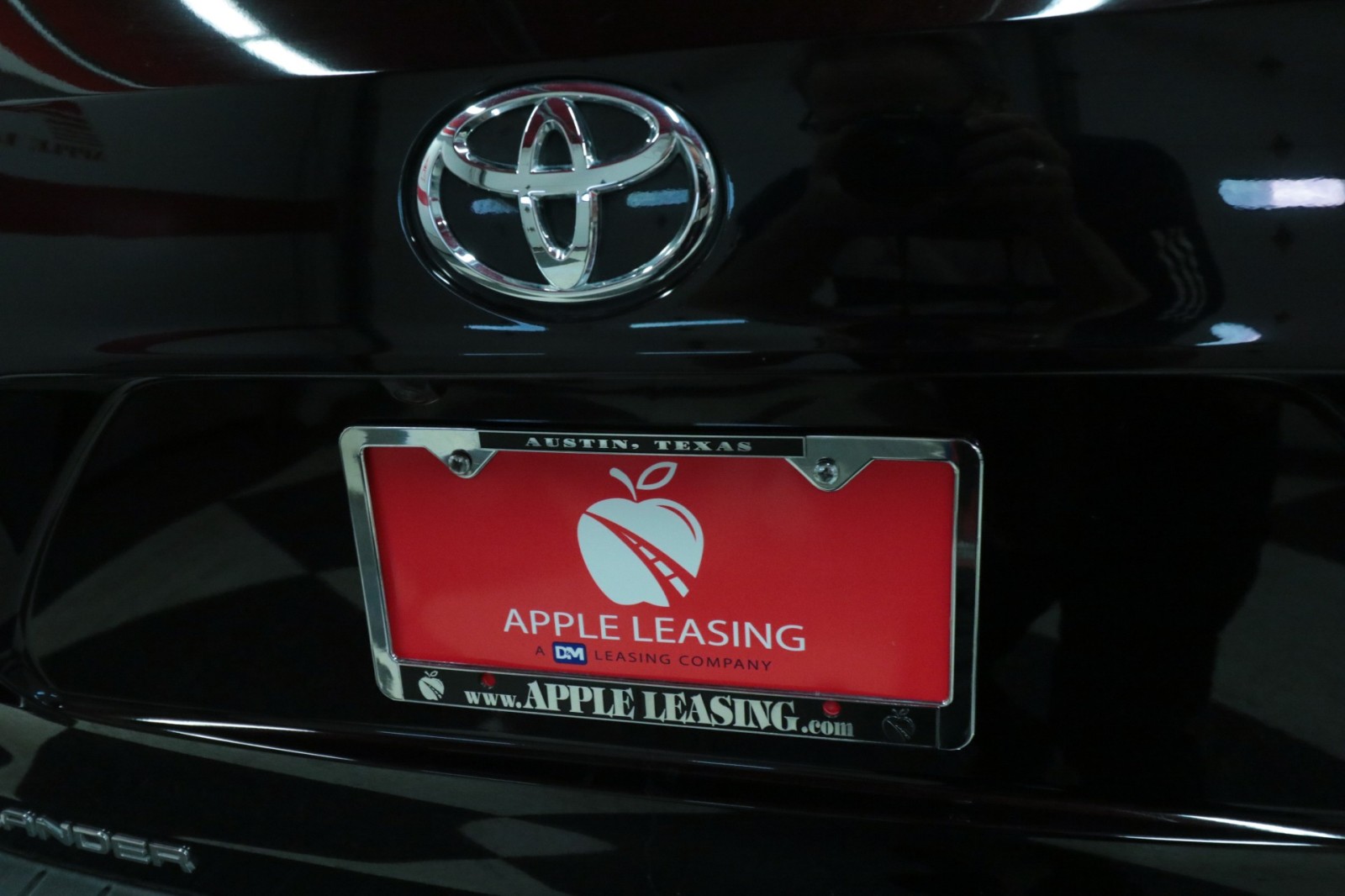 Used Car 2022 Toyota Highlander  Xle For Sale Under $35,000 In Austin, Texas