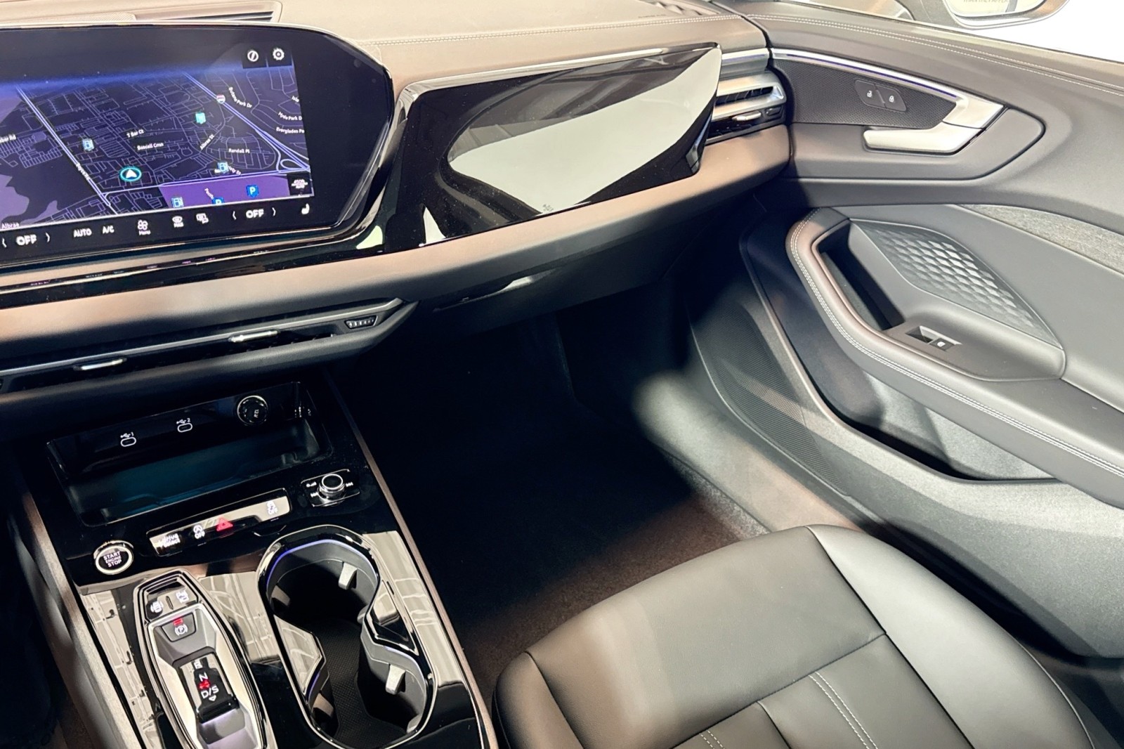 New 2025 Glacier White Metallic Audi Premium 2.0 TFSI quattro image 19