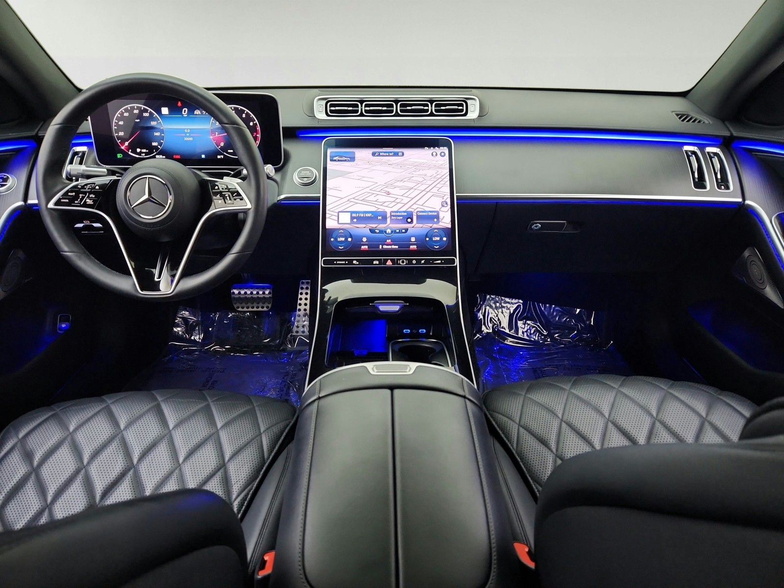 Used 2023 MANUFAKTUR Diamond White Mercedes-Benz S 500 image 24
