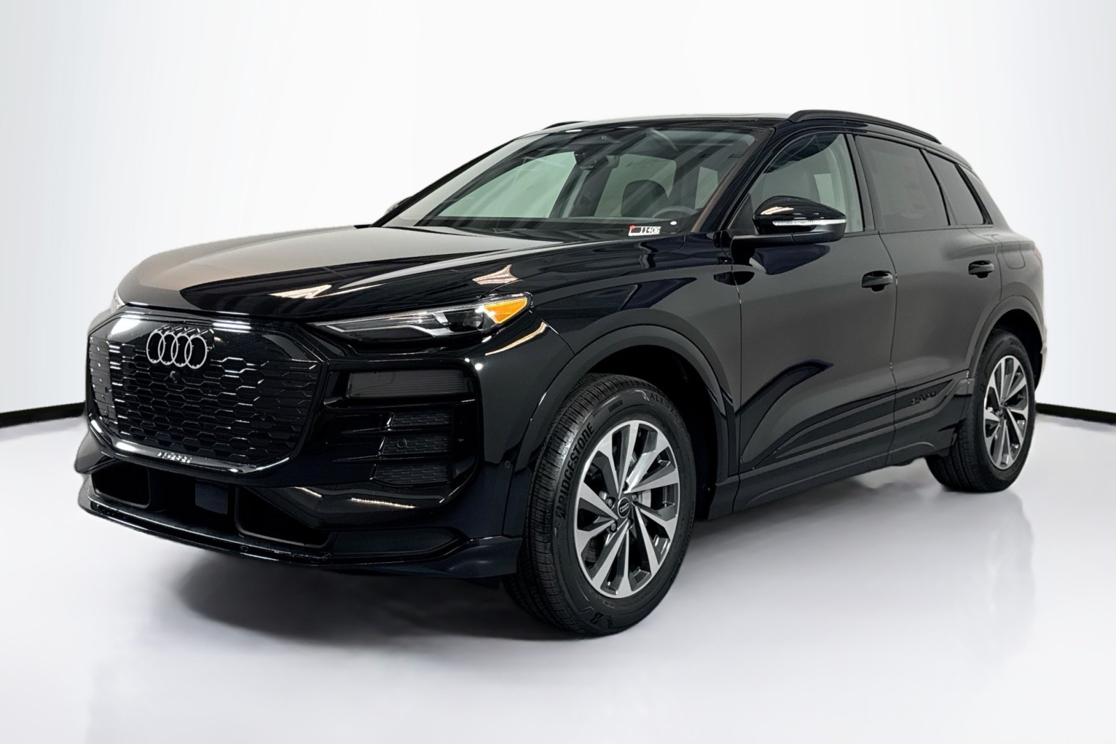 2025 Audi Q6 e-tron Premium quattro