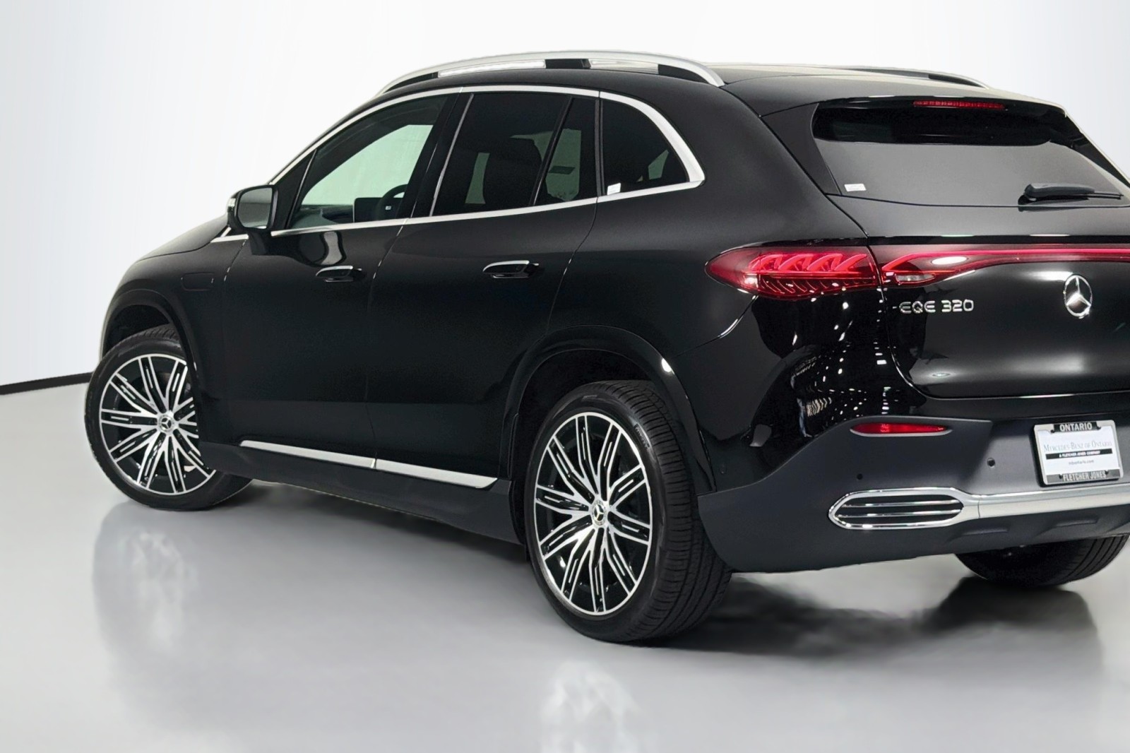 New 2027 Black Mercedes-Benz EQE 320 4MATIC® SUV image 13