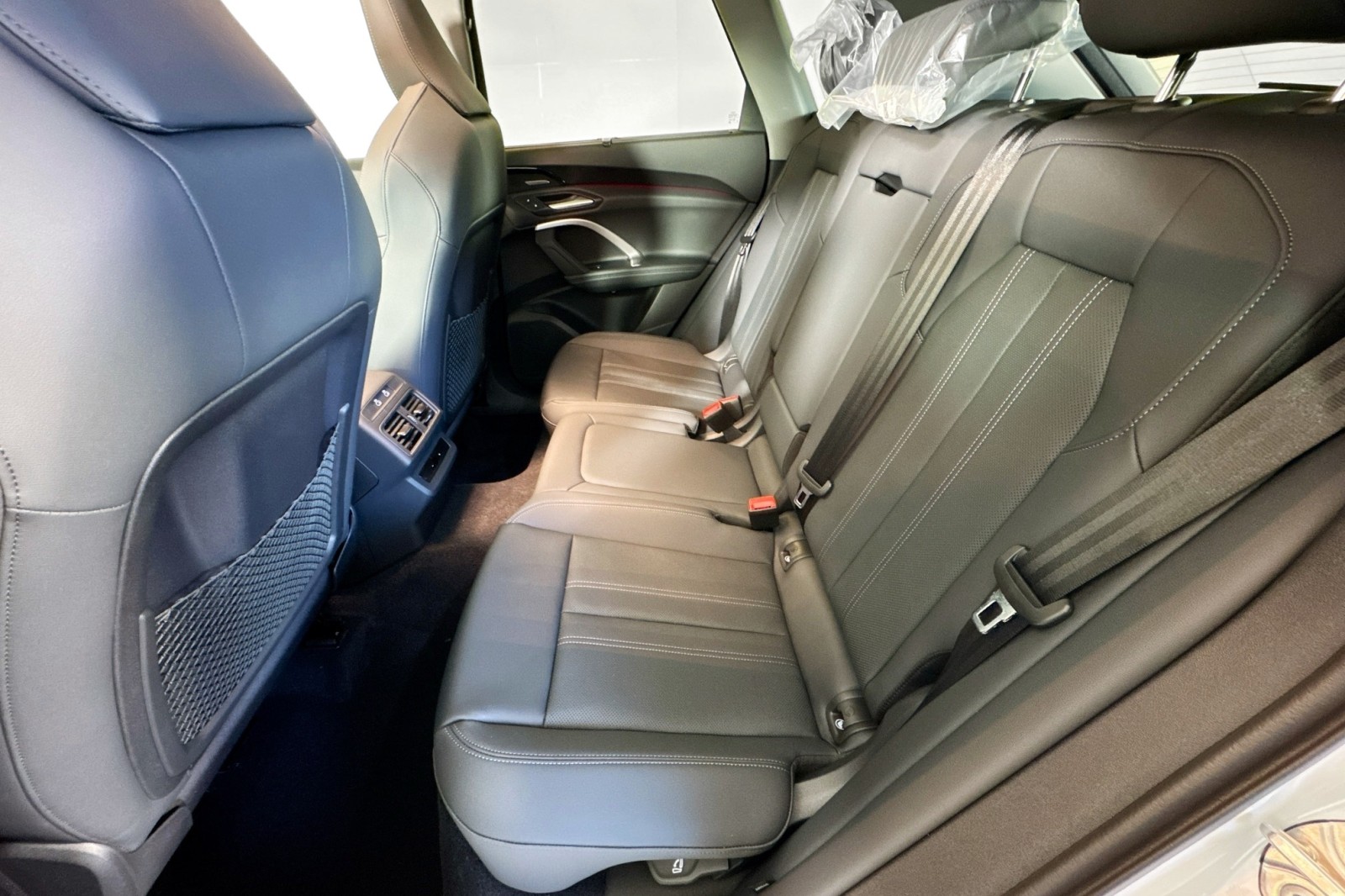 New 2025 Glacier White Metallic Audi Premium Plus 2.0 TFSI quattro image 21