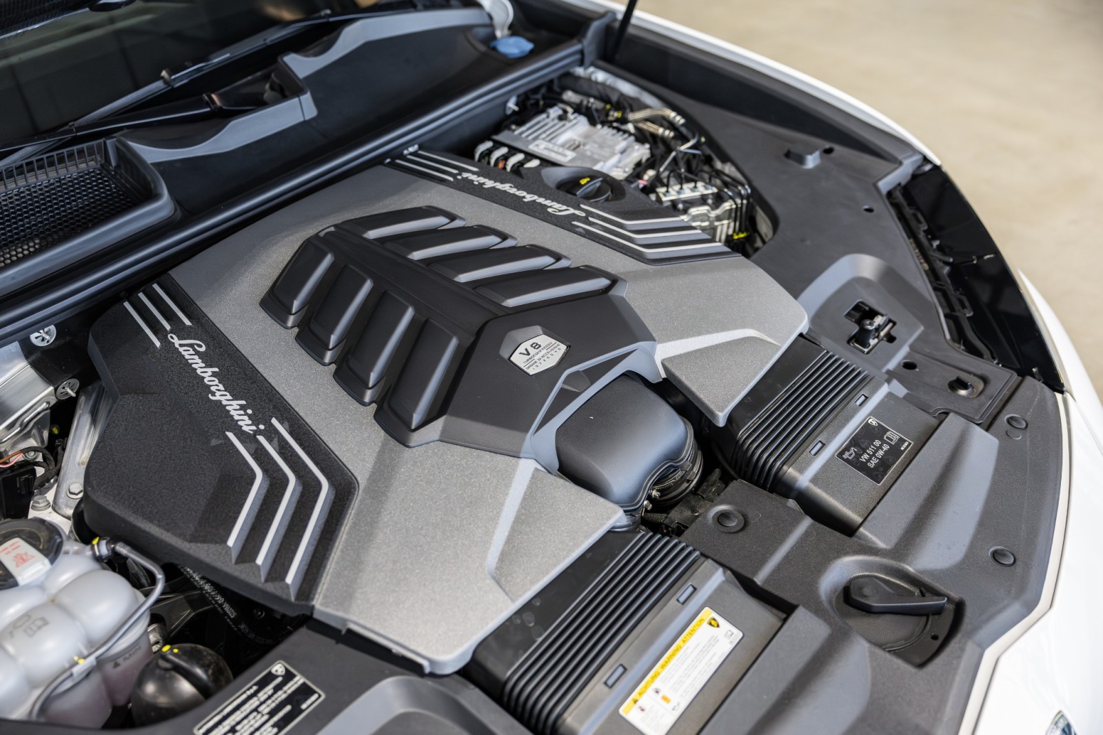 Used Car 2024 Lamborghini Urus  Performante For Sale Under $310,000 In Boerne, Texas