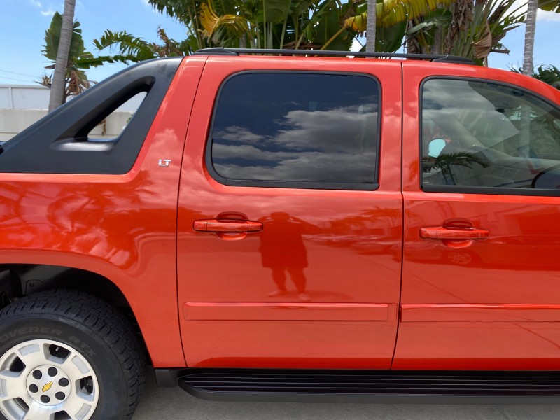 2009 Chevrolet Avalanche LT PU LOW MILES 58,696 in ,