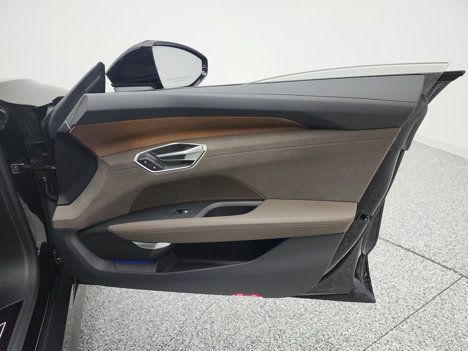 Used 2024 Mythos Black Metallic Audi Prestige quattro image 17