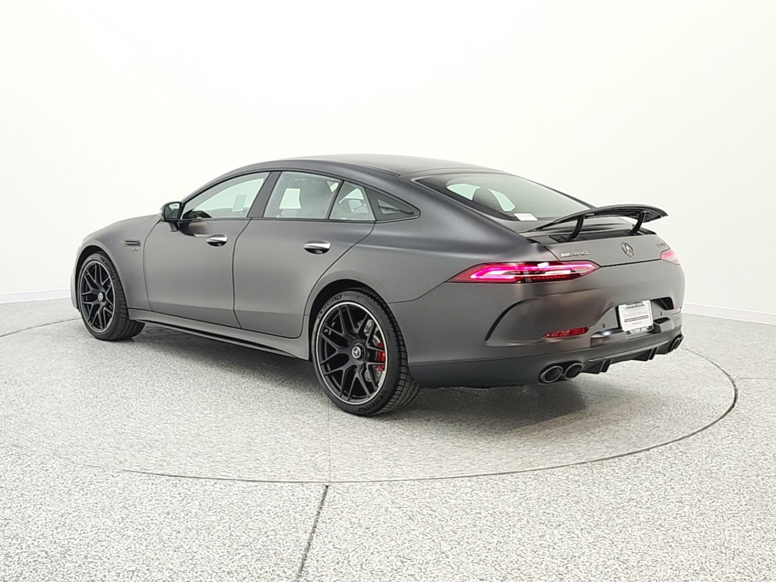 New 2026 MANUFAKTUR Graphite Grey Magno Mercedes-Benz AMG® GT 43 image 7