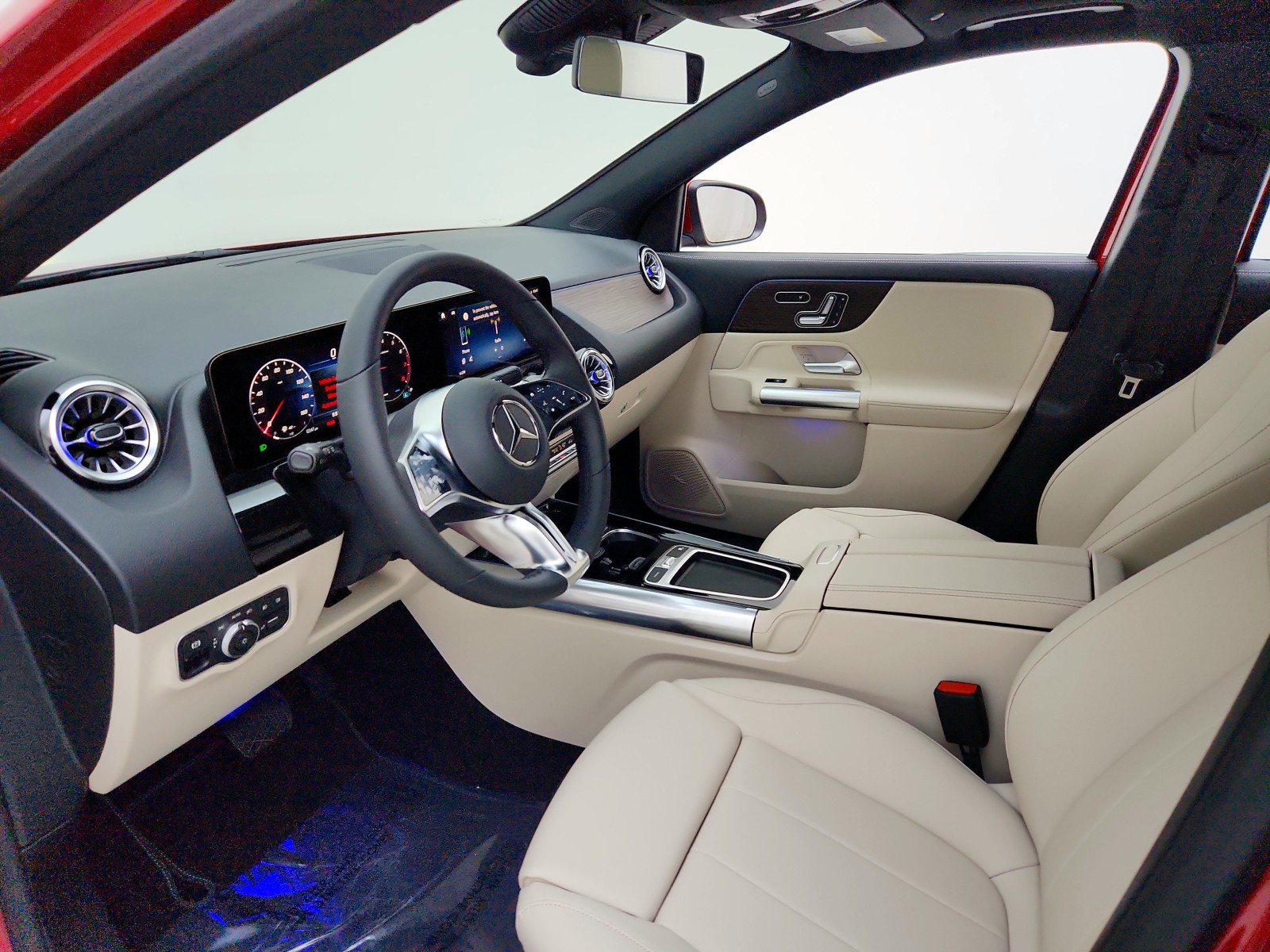 New 2026 MANUFAKTUR Patagonia Red Metallic Mercedes-Benz GLA 250 SUV image 16