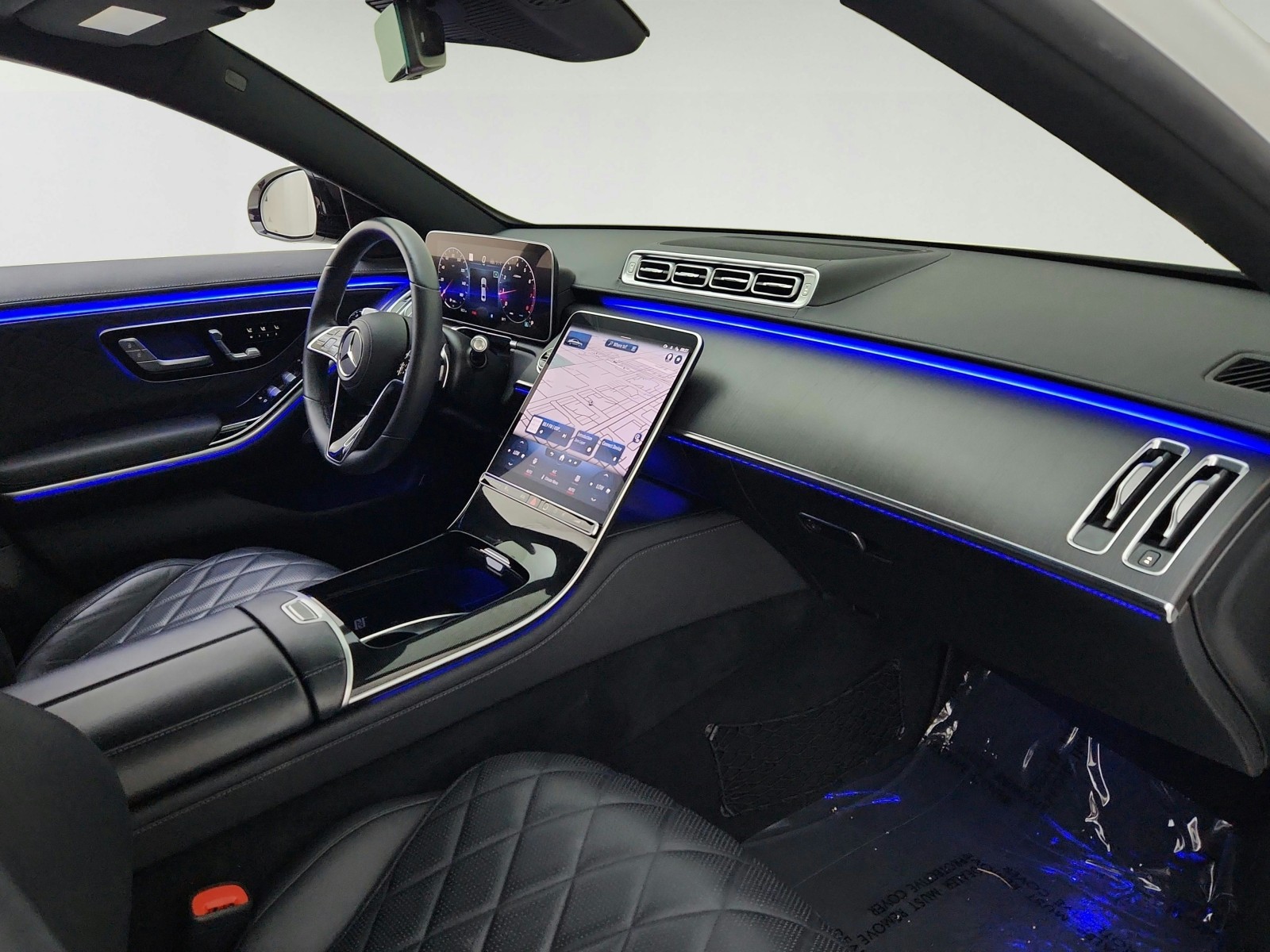 Used 2023 MANUFAKTUR Diamond White Mercedes-Benz S 500 image 29