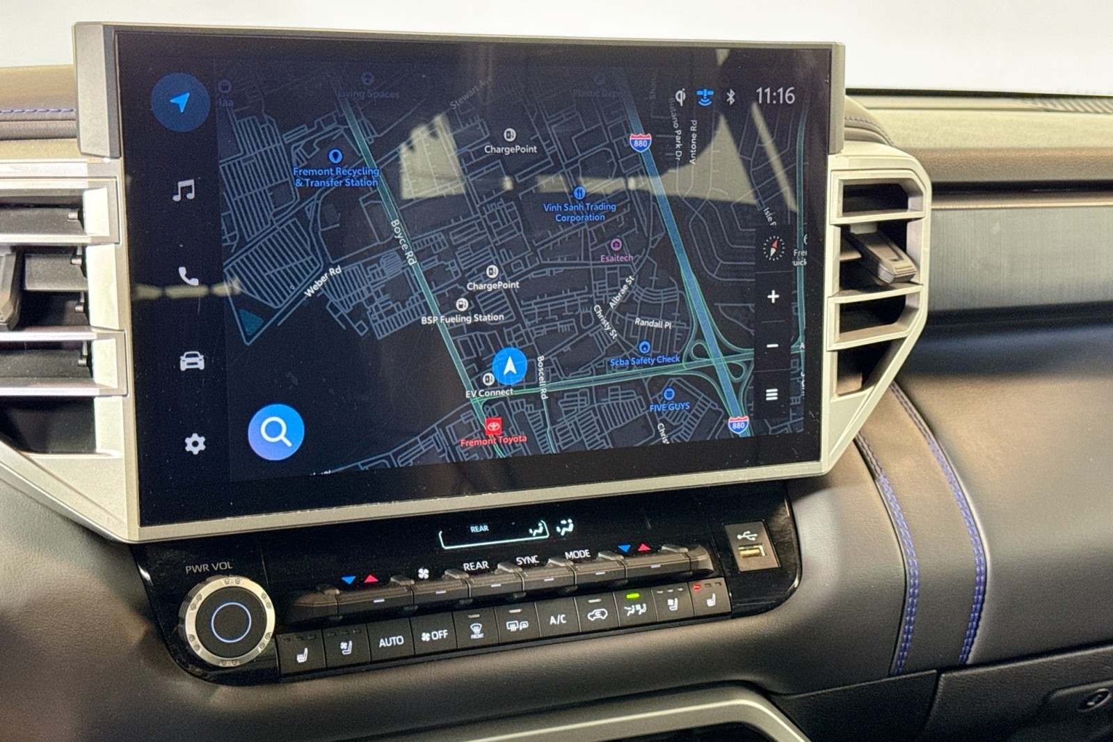 Used 2025 WHITE Toyota Platinum image 13