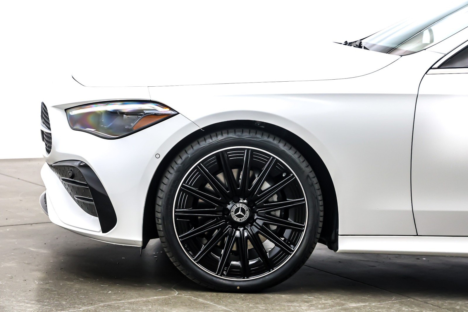 New 2026 Polar White Mercedes-Benz CLE 300 image 11