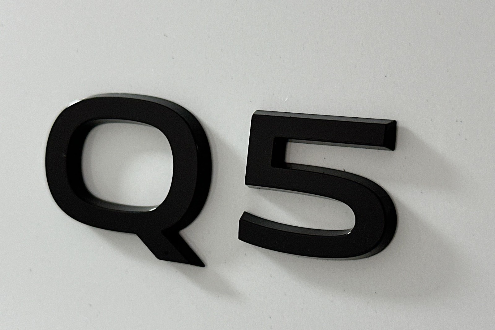 New 2025 Glacier White Metallic Audi Premium Plus image 10