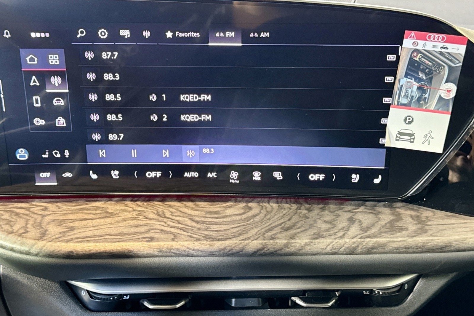 New 2025 Glacier White Metallic Audi Premium Plus 2.0 TFSI quattro image 13