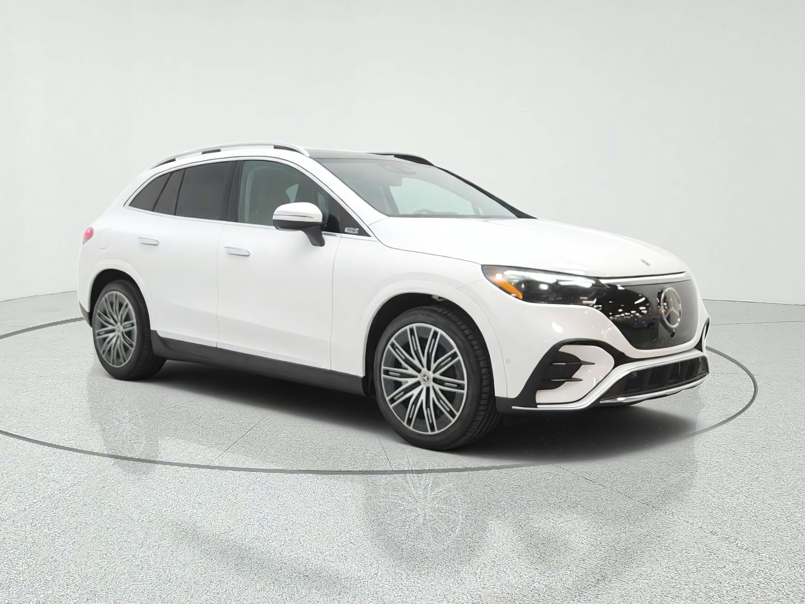 New 2027 Polar White Mercedes-Benz EQE 320+ SUV image 3