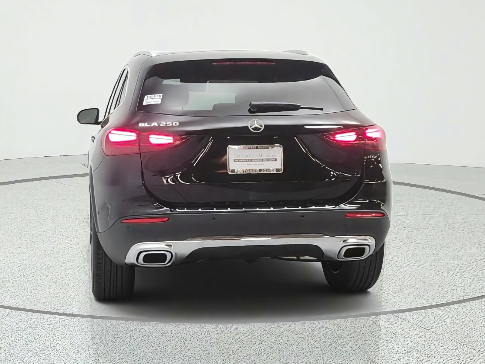 New 2026 Night Black Mercedes-Benz GLA 250 SUV image 6