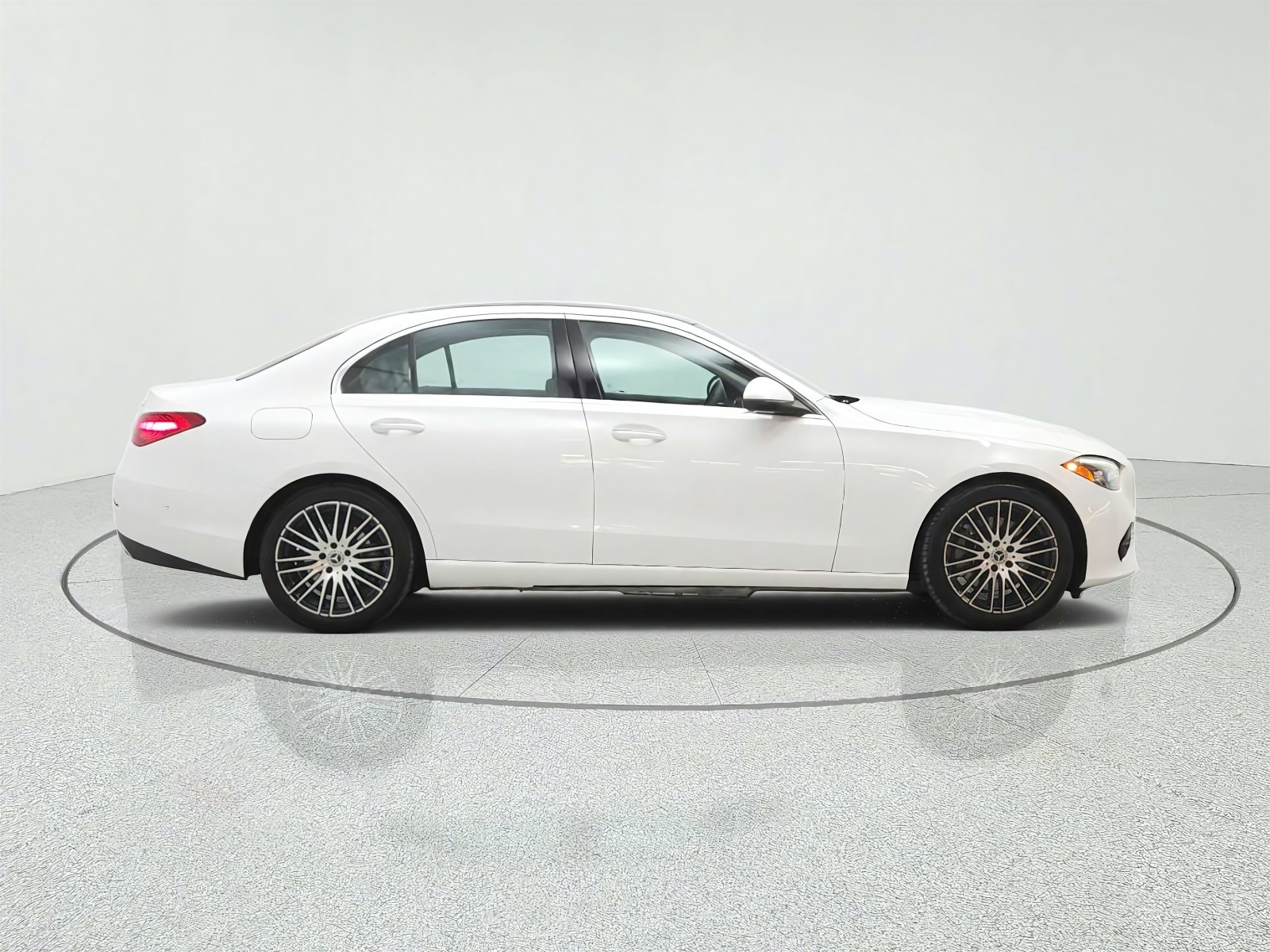 Used 2023 Polar White Mercedes-Benz C 300 Sedan image 4