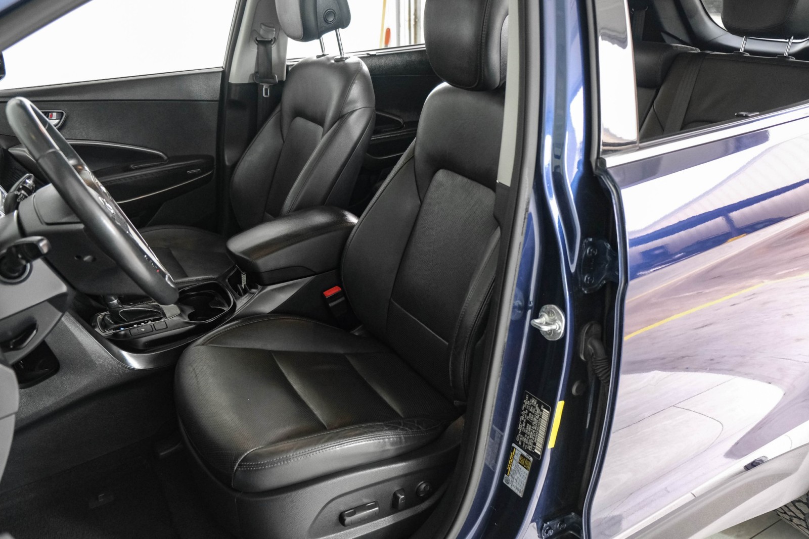 2017 Hyundai Santa Fe SE AWD BLIND SPOT ASSIST LEATHER HEATED SEATS REAR 38