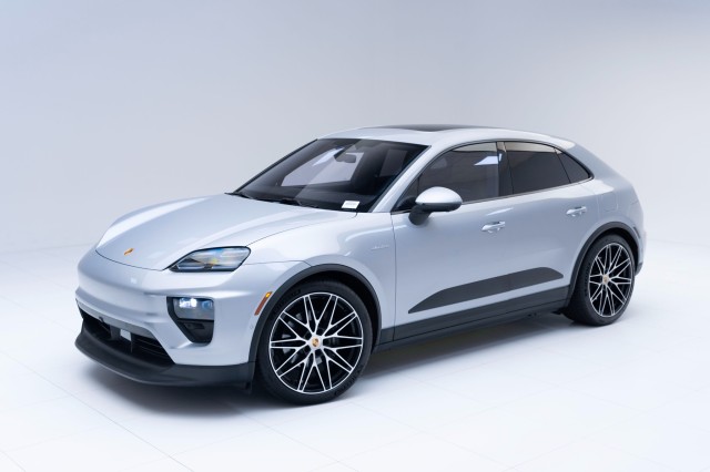 2024  Macan 4 Electric in , 