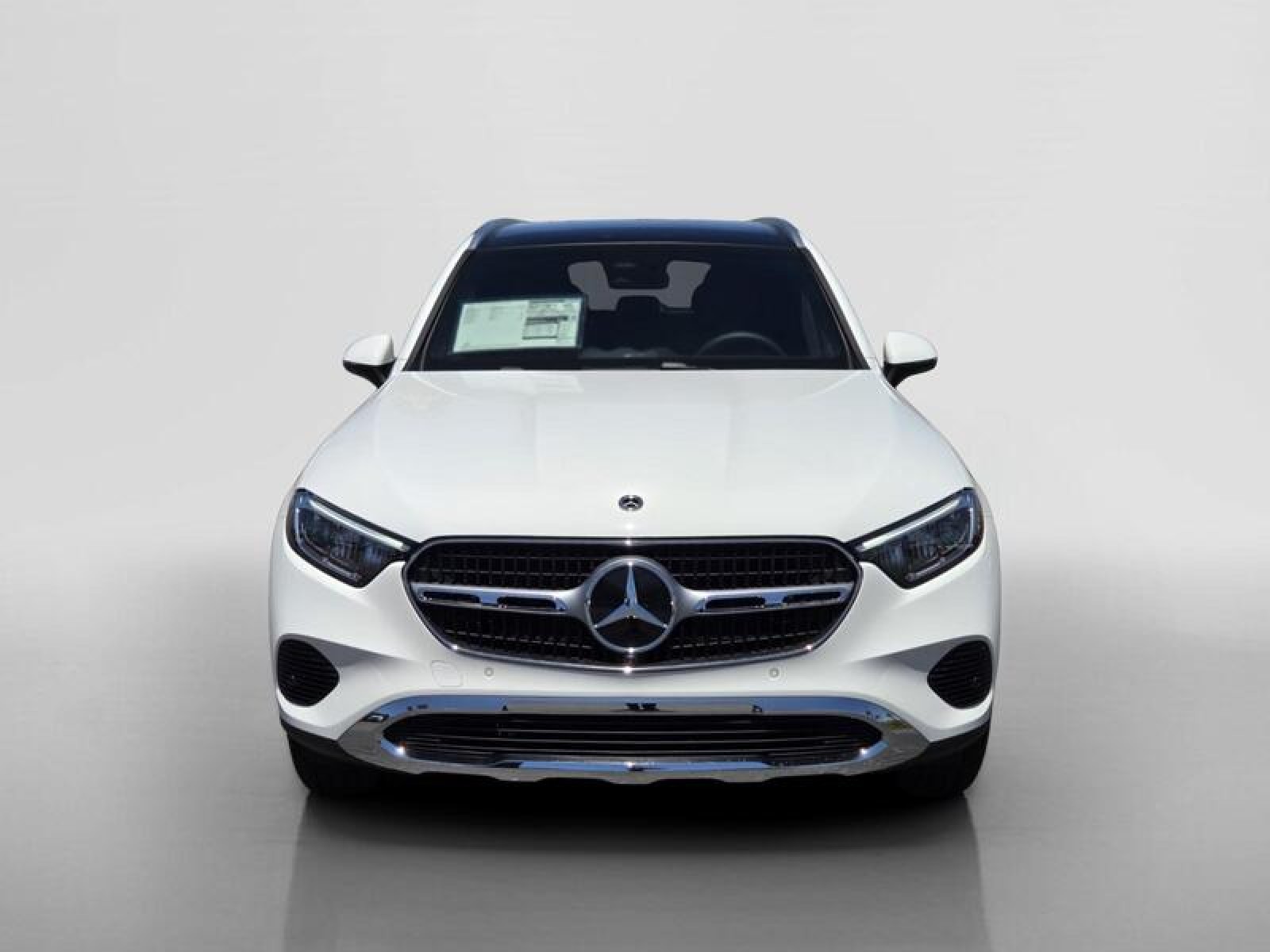 New 2026 Polar White Mercedes-Benz GLC 350e 4MATIC® SUV image 9