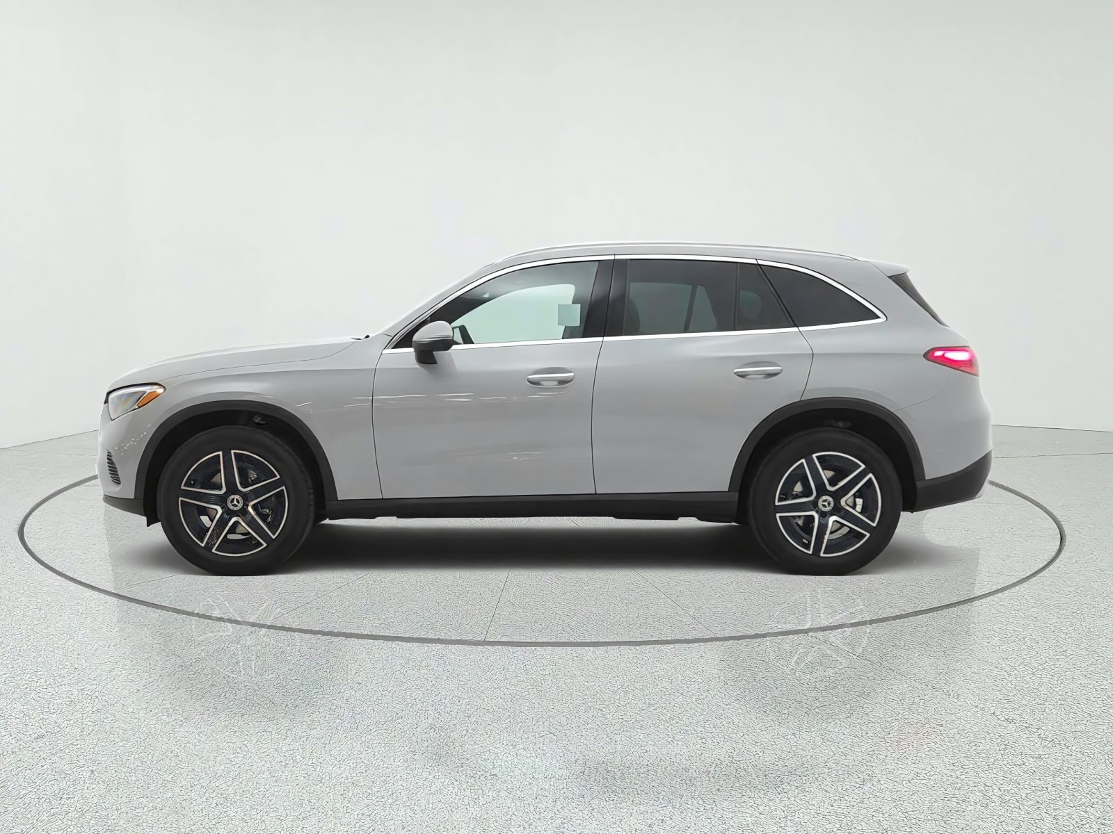 New 2027 MANUFAKTUR Alpine Grey Mercedes-Benz GLC 300 SUV image 8