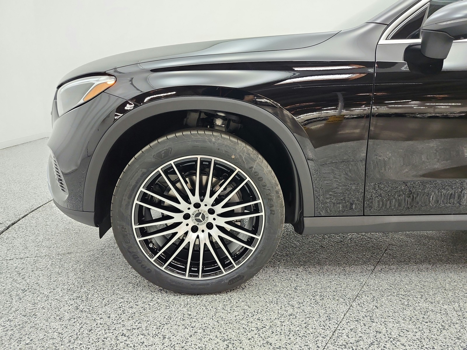 New 2027 Black Mercedes-Benz GLC 300 SUV image 15