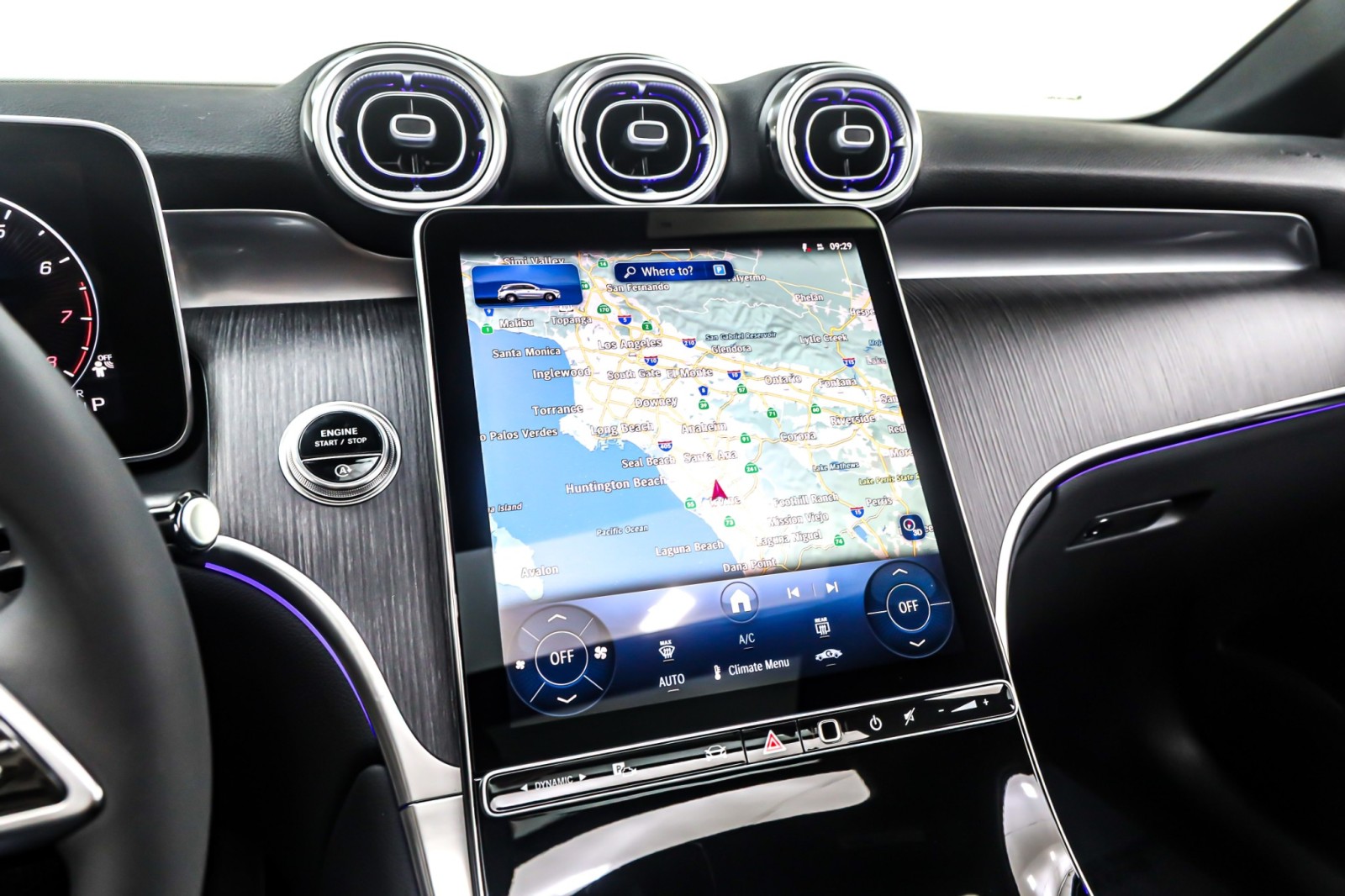 New 2026 Polar White Mercedes-Benz GLC 300 image 6