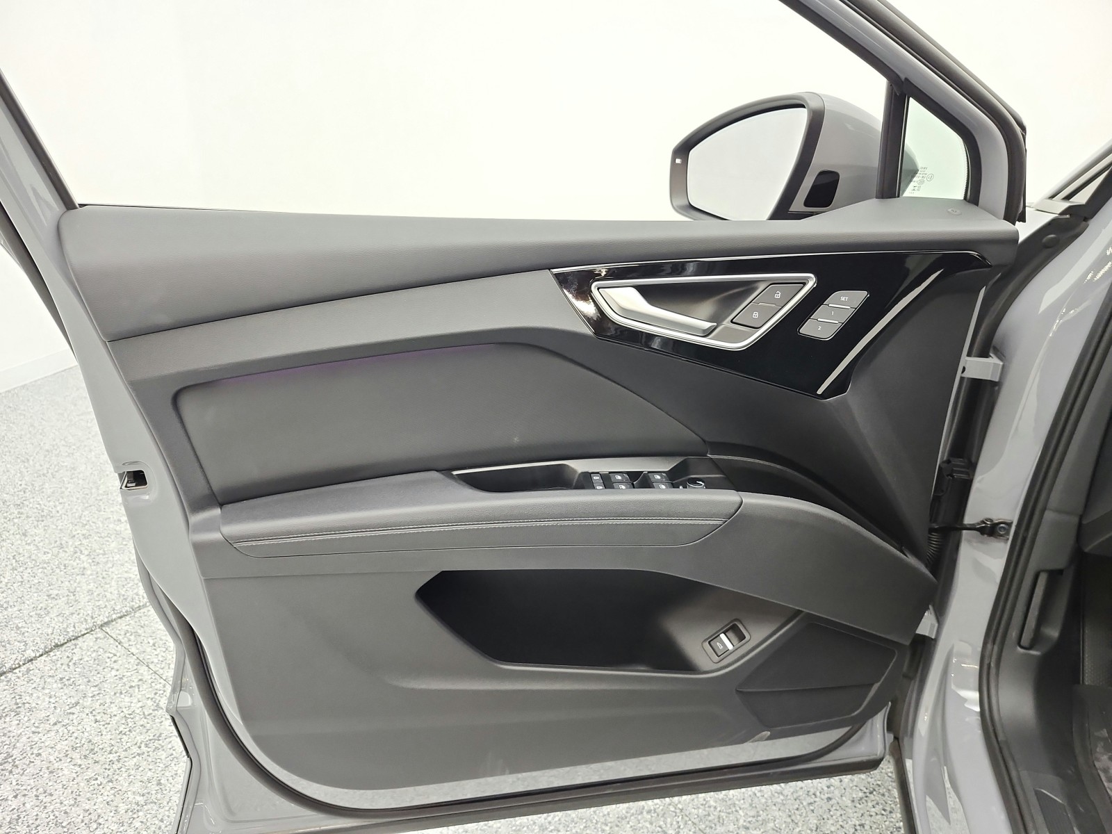 Used 2023 Pebble Gray Audi Prestige 50 quattro image 14