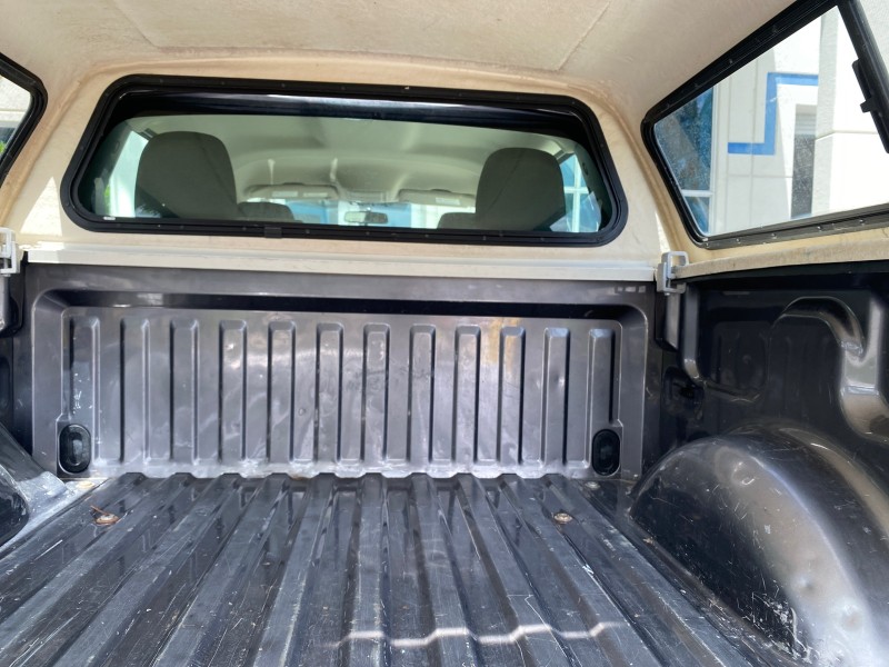 2010 Ford F-150 4 DR CREW XL LOW MILES 34,625 in , 
