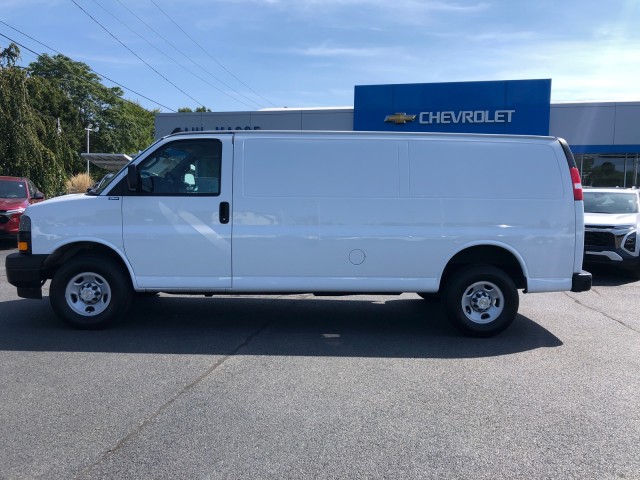 2023 Chevrolet Express Cargo Van  4