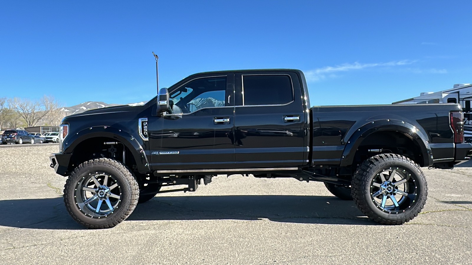 2017 Ford Super Duty F-250 SRW Lariat 6