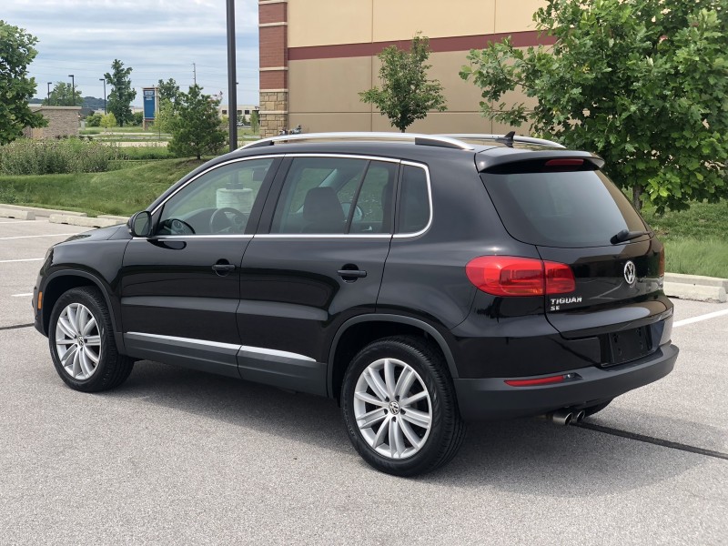 2016 Volkswagen Tiguan SE in CHESTERFIELD, Missouri