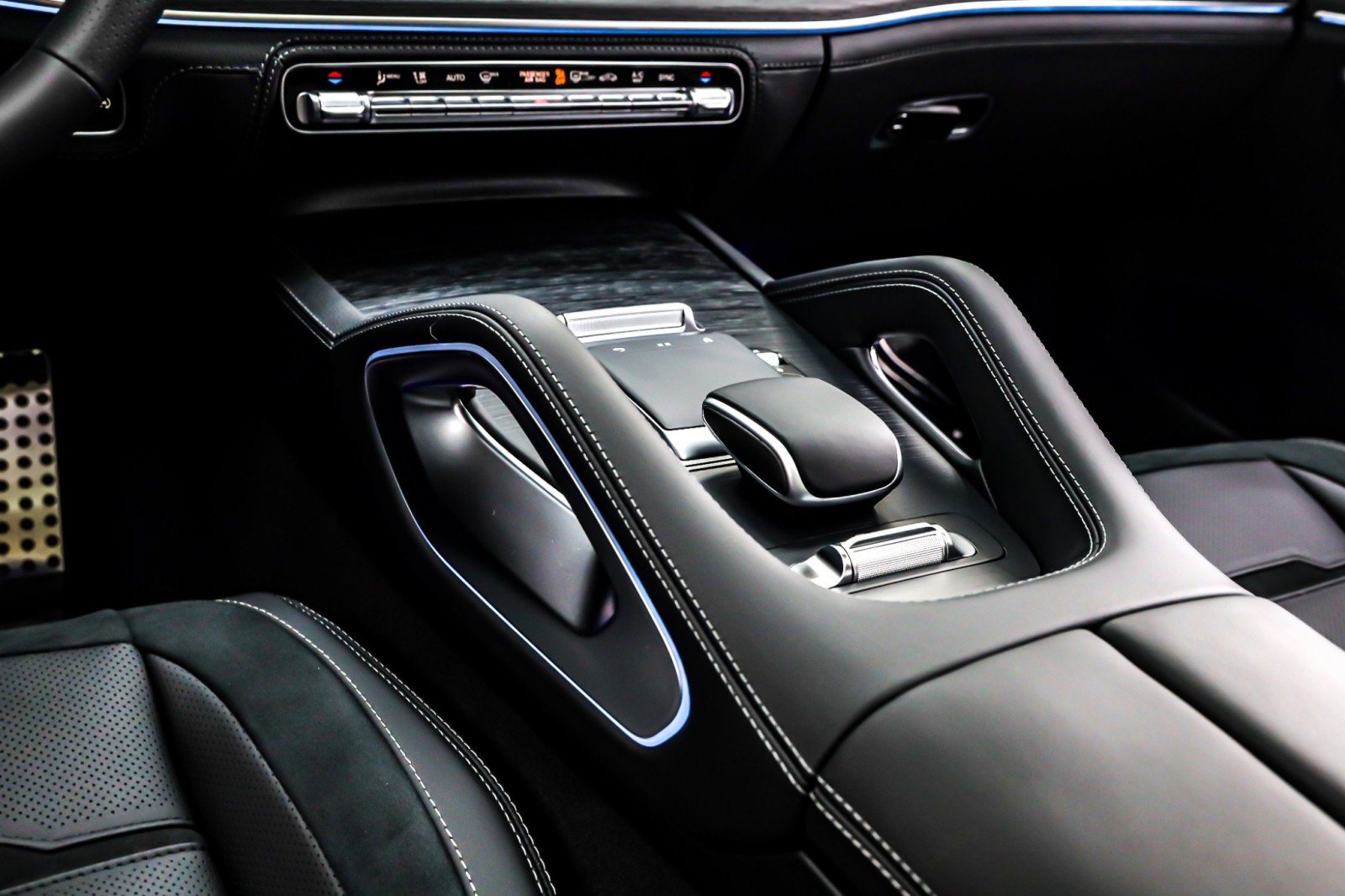 New 2026 MANUFAKTUR MYSTIC BL Mercedes-Benz AMG® GLE 53 image 6