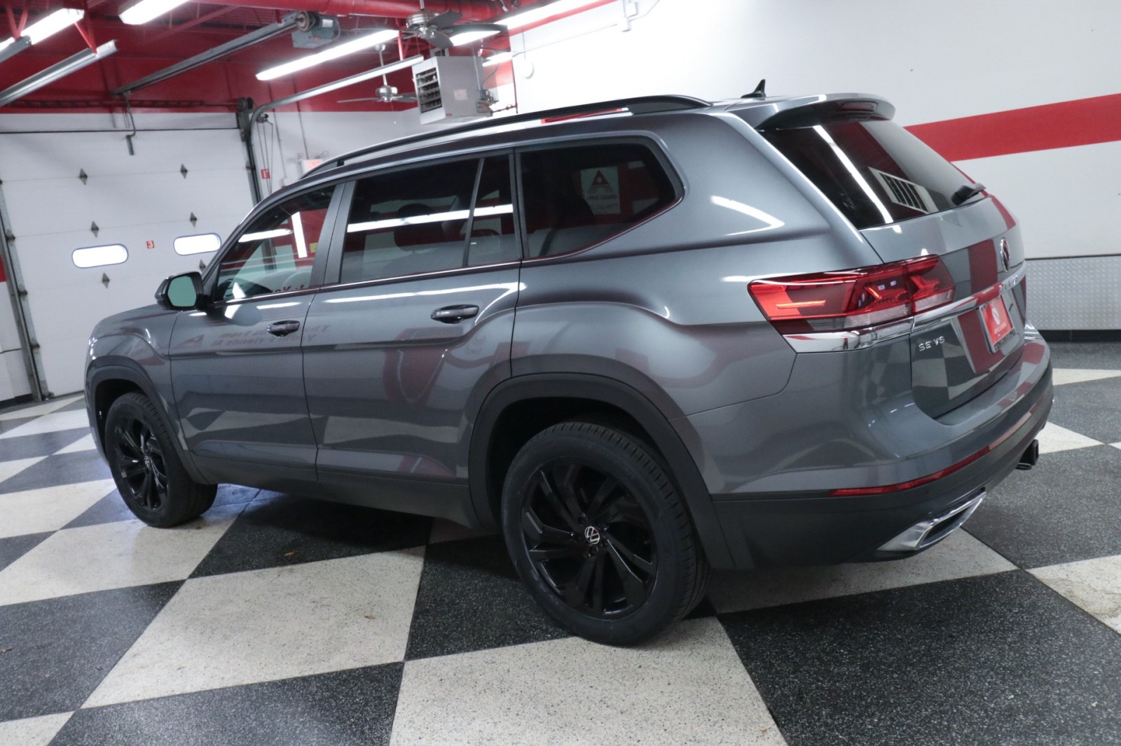 Used Car 2022 Volkswagen Atlas  3.6l V6 Se W/technology For Sale Under $30,000 In Austin, Texas