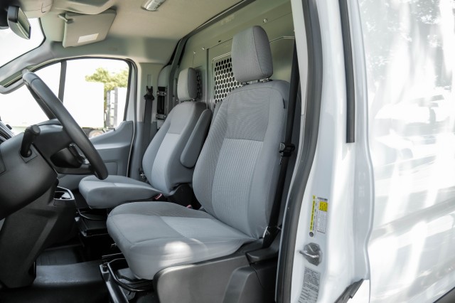 2019 Ford Transit Van  4