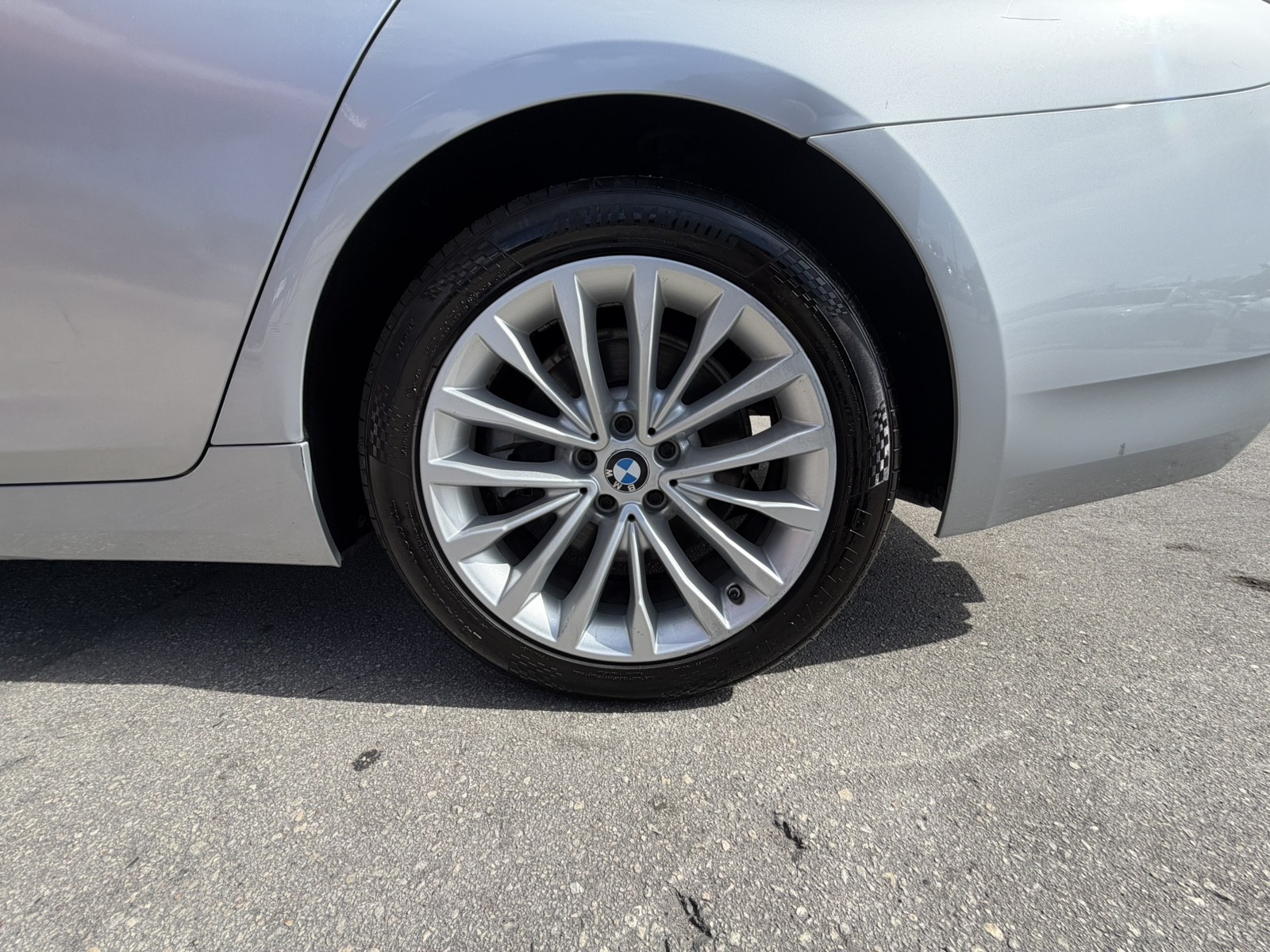 2021 BMW 530i - $18,988