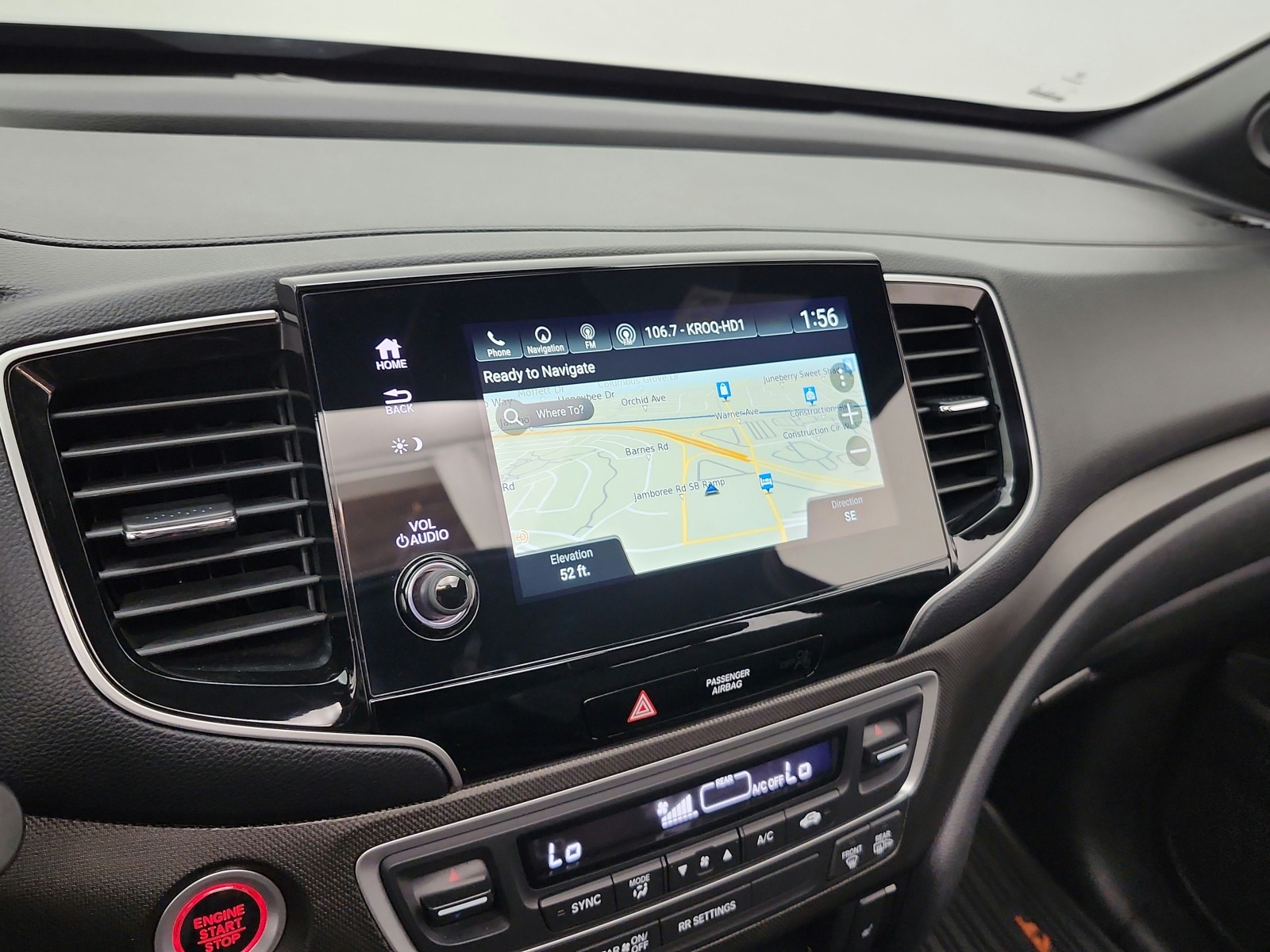 Used 2022 Lunar Silver Metallic Honda TrailSport AWD image 28