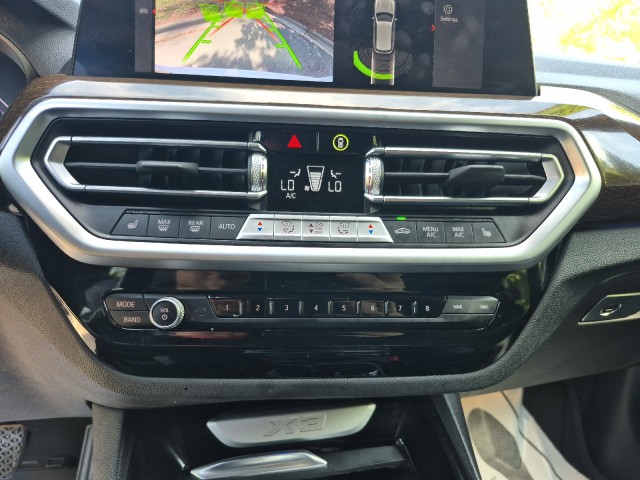 BMWX329