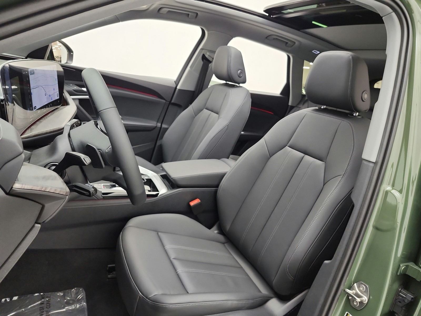New 2026 District Green Metallic Audi Premium 2.0 TFSI quattro image 10