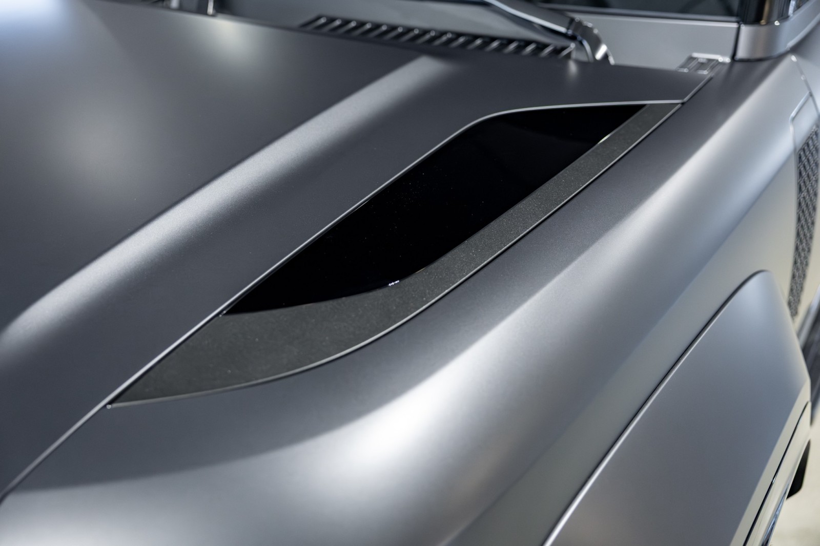 Used Car 2025 Land Rover Defender  Octa Edition One For Sale Under $170,000 In Boerne, Texas