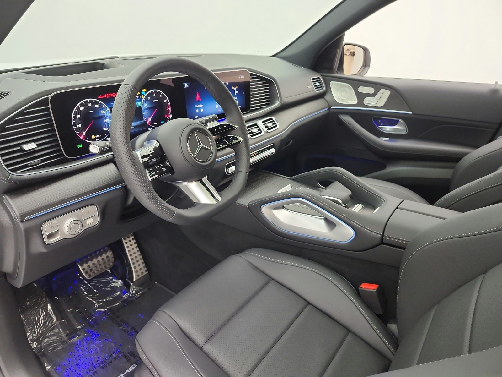 New 2026 Polar White Mercedes-Benz GLS 450 4MATIC® SUV image 10