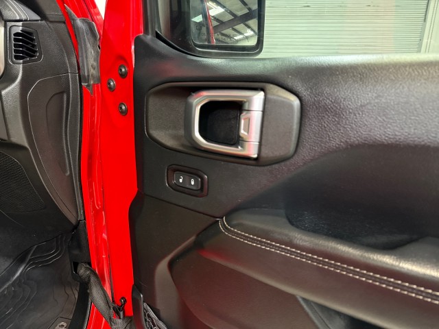 2018 Jeep Wrangler Unlimited Rubicon Custom V6 4WD 6SPEED-MT in , 