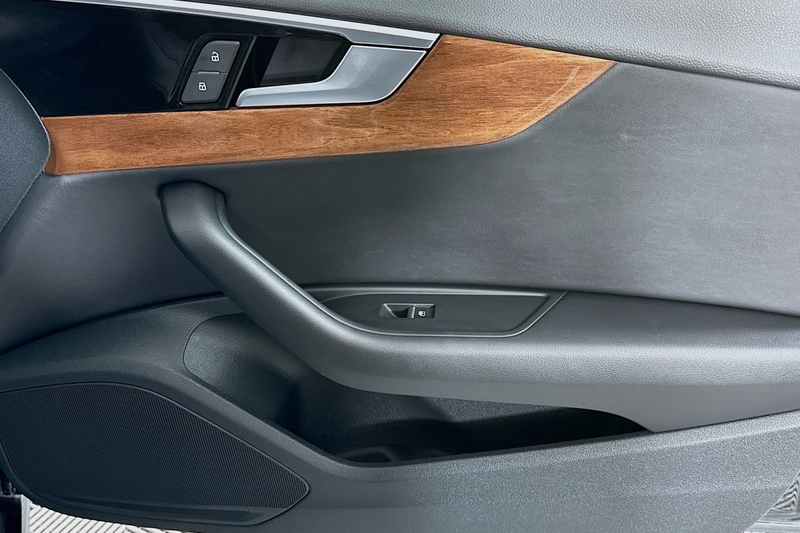 Used 2023 Manhattan Gray Metallic Audi Premium image 23