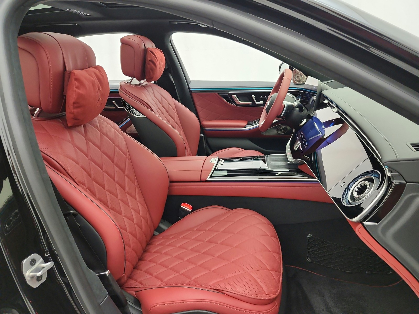 New 2027 Obsidian Black Metallic Mercedes-Benz S 580 4MATIC® Sedan image 14