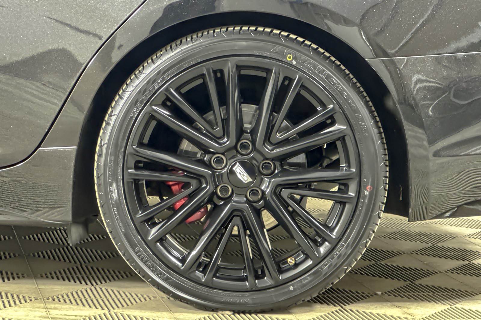 Used 2024 BLACK DIAMOND Cadillac 4dr Sdn image 25